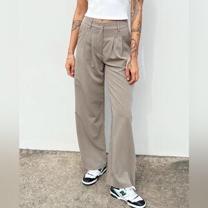 ARCHER PANTS PINSTRIPE BEIGE Size 0